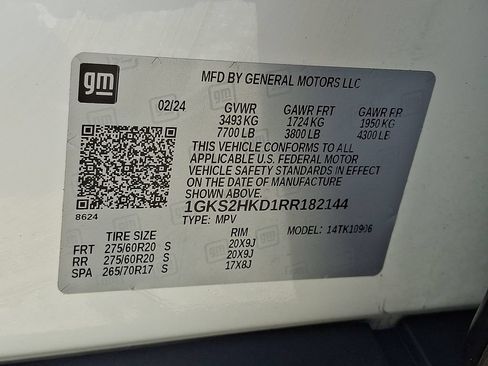 Used 2024 GMC Yukon XL AT4 AWD/4WD image 28