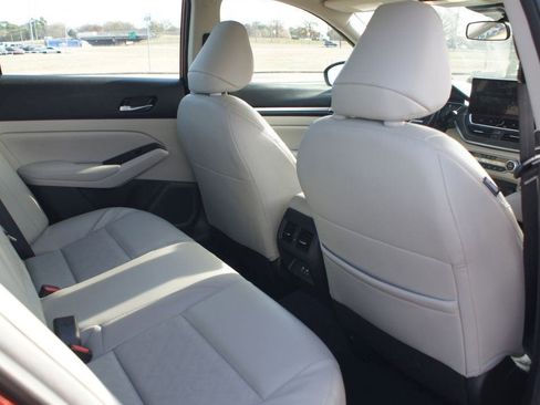 Used 2024 Nissan Altima 2.5 SL image 22