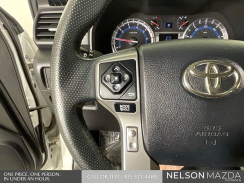 Used 2016 Toyota 4Runner SR5 AWD/4WD image 44
