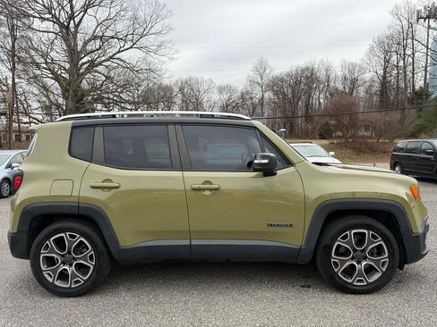 Used 2015 Jeep Renegade Limited image 8
