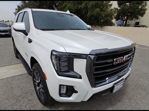 Used 2023 GMC Yukon AT4 image 4