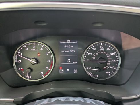 Used 2025 Subaru Ascent Premium image 3