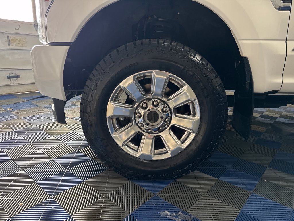 Used 2019 Ford F350 Platinum w/ Platinum Ultimate Package AWD/4WD image 30