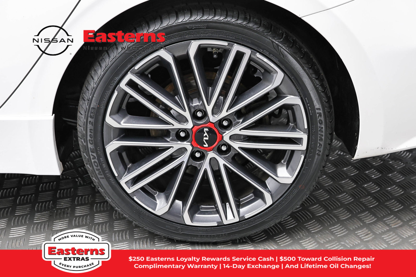 Used 2023 Kia Forte GT FWD image 8
