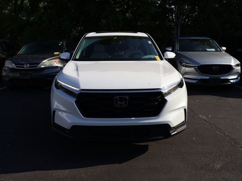 Used 2024 Honda CR-V EX-L image 2