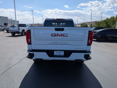 Used 2023 GMC Sierra 1500 Denali AWD/4WD image 4