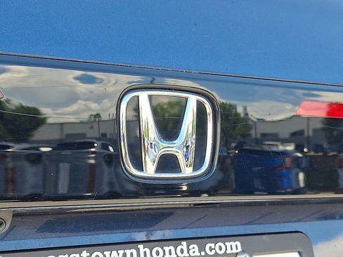 Used 2023 Honda Accord EX image 30