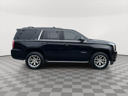 Used 2019 GMC Yukon SLE w/ SLE Value Package image 4