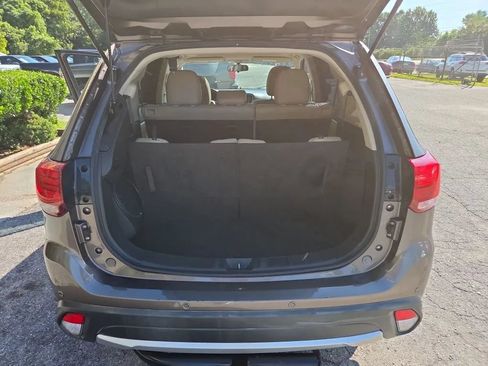 Used 2016 Mitsubishi Outlander SEL FWD image 20