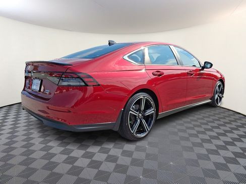 Used 2023 Honda Accord Sport image 6
