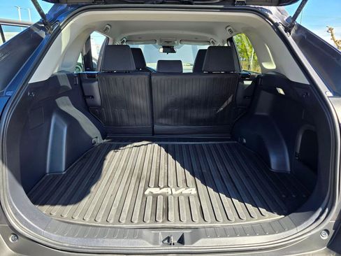 Used 2024 Toyota RAV4 LE AWD/4WD image 11