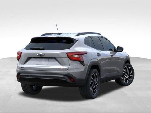New 2026 Chevrolet Trax RS FWD image 4
