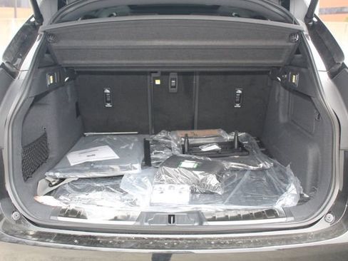 New 2026 Jaguar F-PACE R-Dynamic S image 12