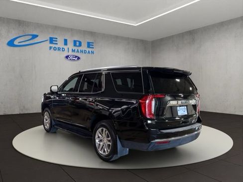 Used 2022 GMC Yukon SLT w/ SLT Luxury Package AWD/4WD image 11