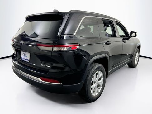 Used 2023 Jeep Grand Cherokee Limited image 5