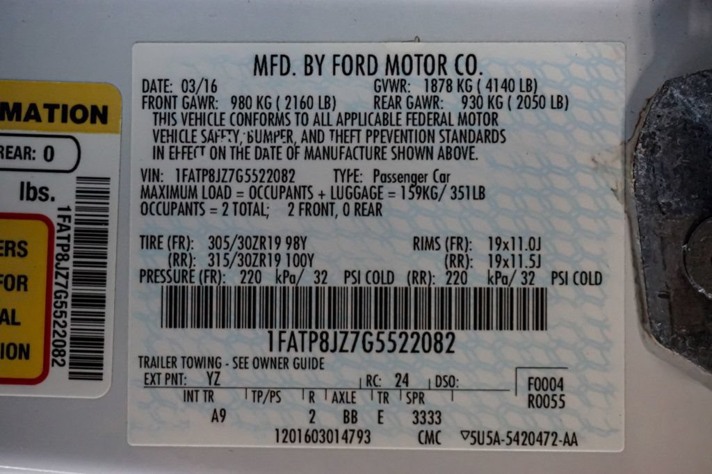 Used 2016 Ford Mustang Shelby GT350R w/ GT350R Equipment Group 920A RWD image 21
