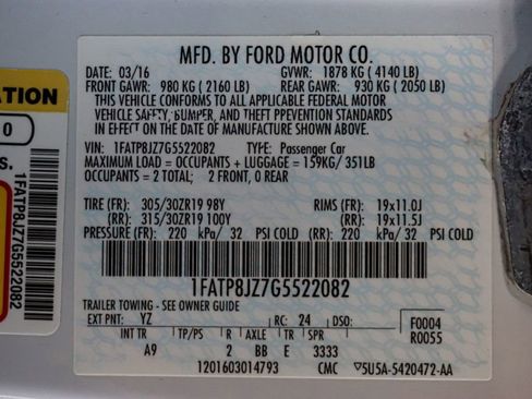 Used 2016 Ford Mustang Shelby GT350R w/ GT350R Equipment Group 920A RWD image 21