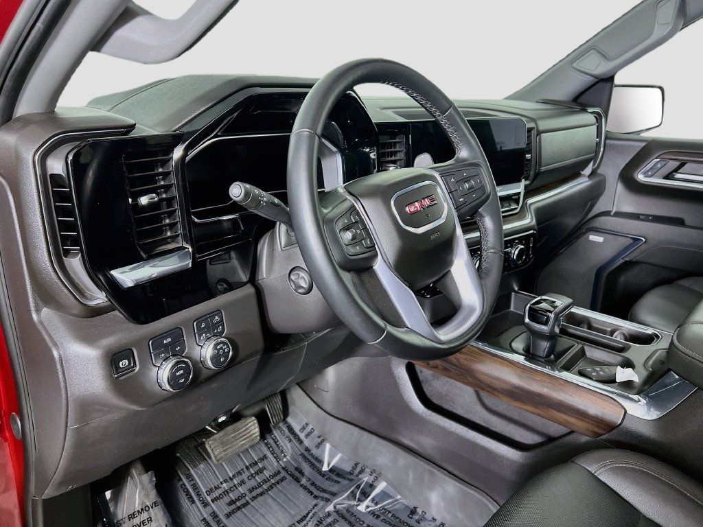 Certified 2024 GMC Sierra 1500 SLT w/ SLT Premium Plus Package AWD/4WD image 8