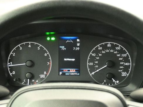 Used 2023 Toyota Corolla LE w/ LE Convenience Package FWD image 7