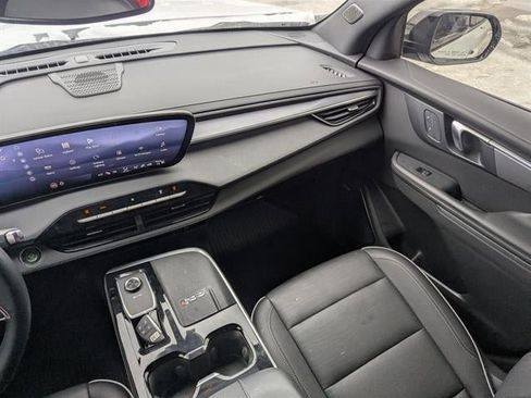 Used 2025 Buick Enclave Sport Touring w/ LPO, Floor Liner Package image 29