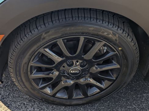 Used 2018 MINI Cooper Convertible image 7