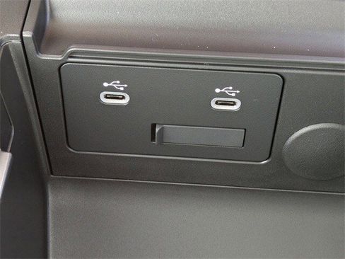 Used 2025 MAZDA MAZDA3 s image 25