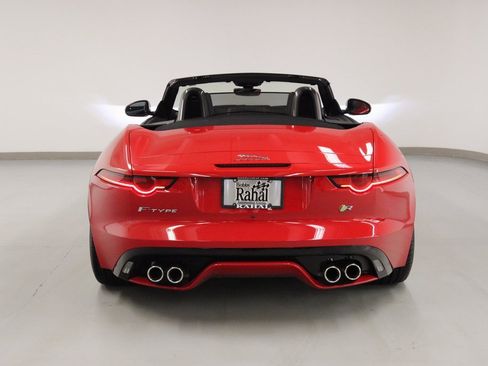 Used 2020 Jaguar F-TYPE R image 7