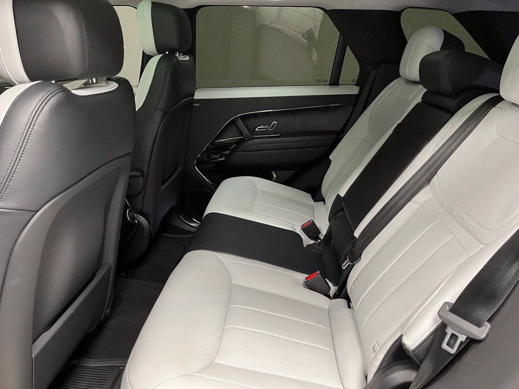 Used 2023 Land Rover Range Rover Sport First Edition AWD/4WD image 46