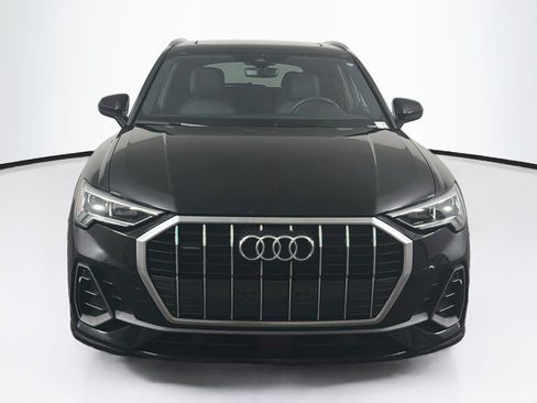Used 2025 Audi Q3 2.0T Premium AWD/4WD image 2
