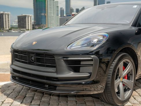 Used 2022 Porsche Macan GTS AWD/4WD image 14