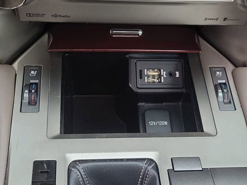 Used 2019 Lexus GX 460 Premium AWD/4WD image 35