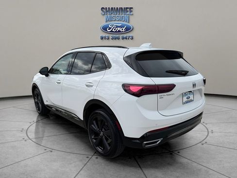 Used 2024 Buick Envision Sport Touring image 7