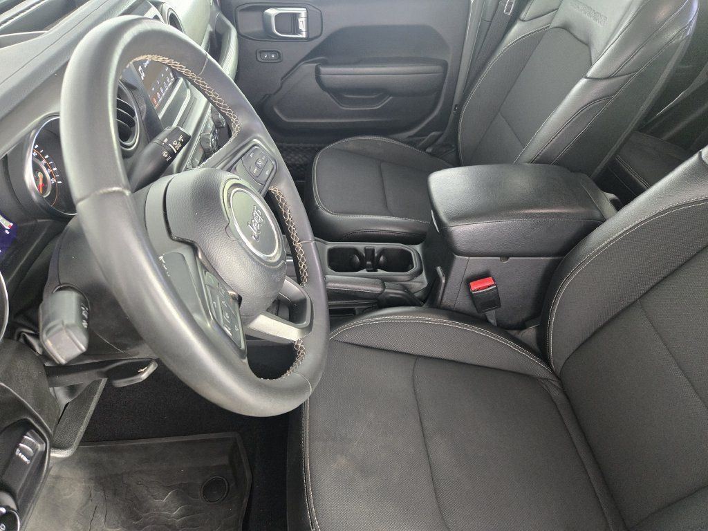 Used 2023 Jeep Gladiator Sport AWD/4WD image 15