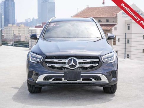 Used 2020 Mercedes-Benz GLC 300 image 2