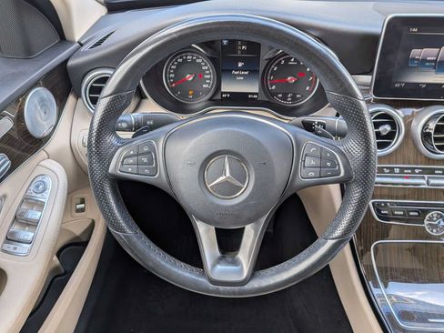 Used 2017 Mercedes-Benz C 300 4MATIC Sedan image 31