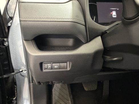 Used 2025 Toyota RAV4 LE image 13