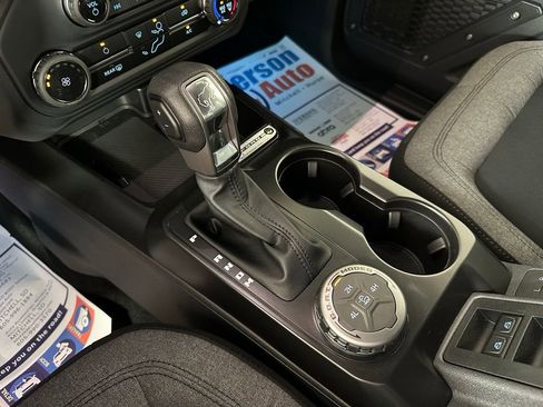 New 2025 Ford Bronco 4-Door image 13