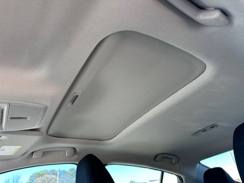 New 2026 Nissan Sentra SV w/ SV Convenience Package image 33