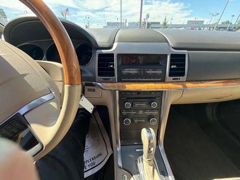 Used 2010 Lincoln MKZ FWD image 15