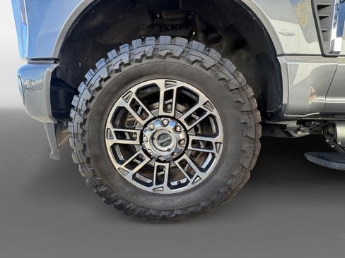 Used 2024 Ford F250 Limited image 15