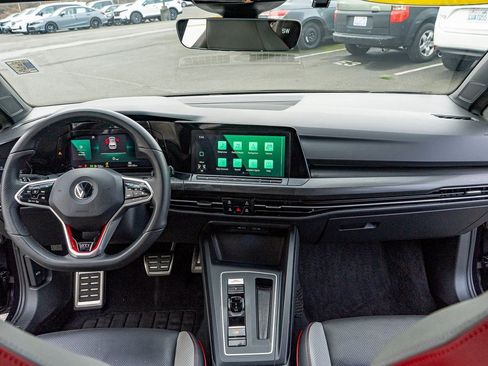 Used 2022 Volkswagen GTI SE image 22