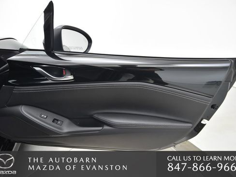 New 2025 MAZDA MX-5 Miata Club w/ Weather Package image 37