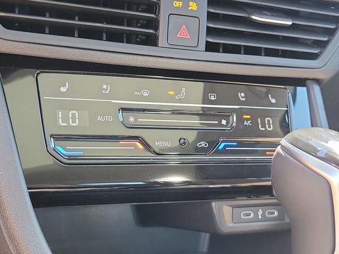New 2026 Volkswagen Jetta SEL FWD image 29