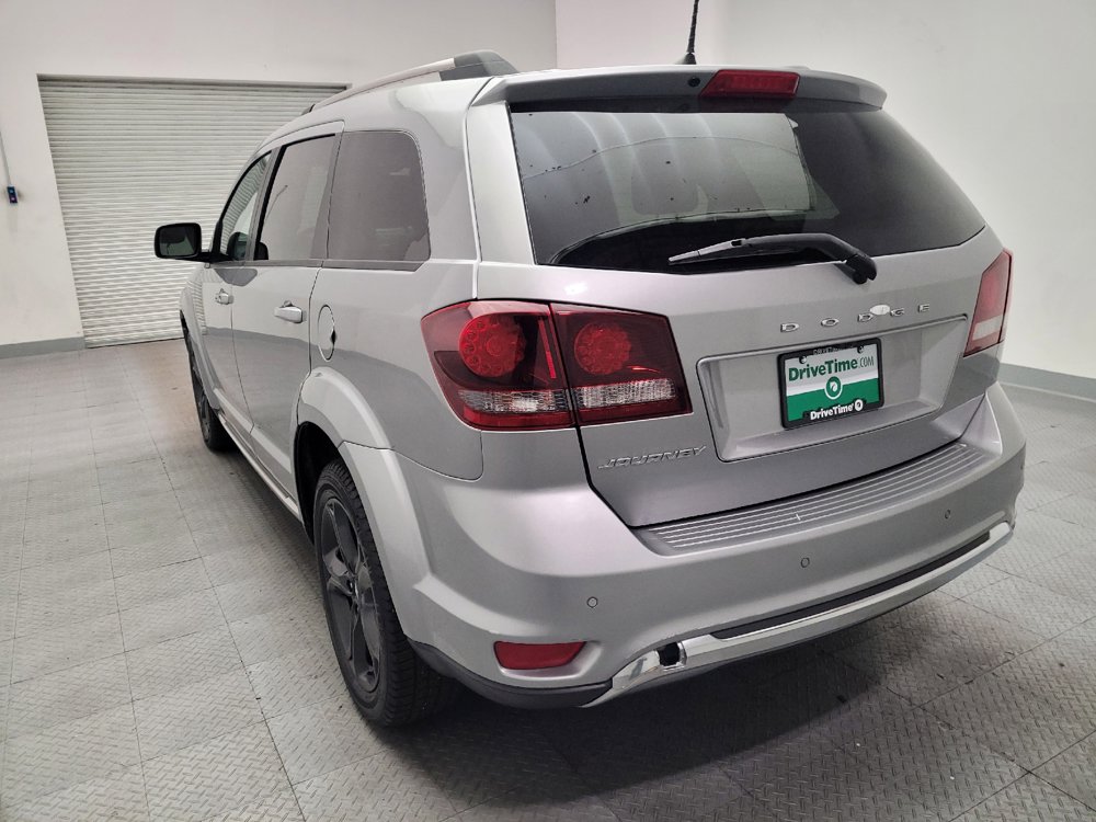 Used 2020 Dodge Journey Crossroad FWD image 6