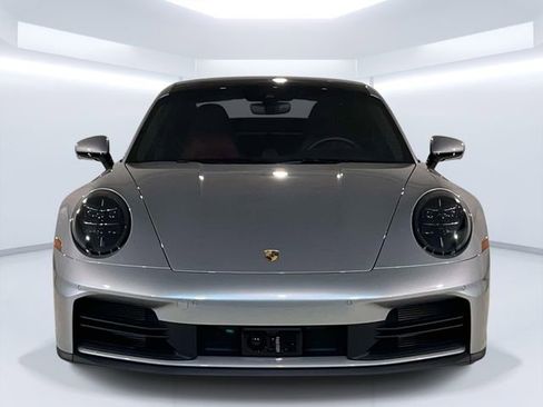 Certified 2025 Porsche 911 Carrera RWD image 2
