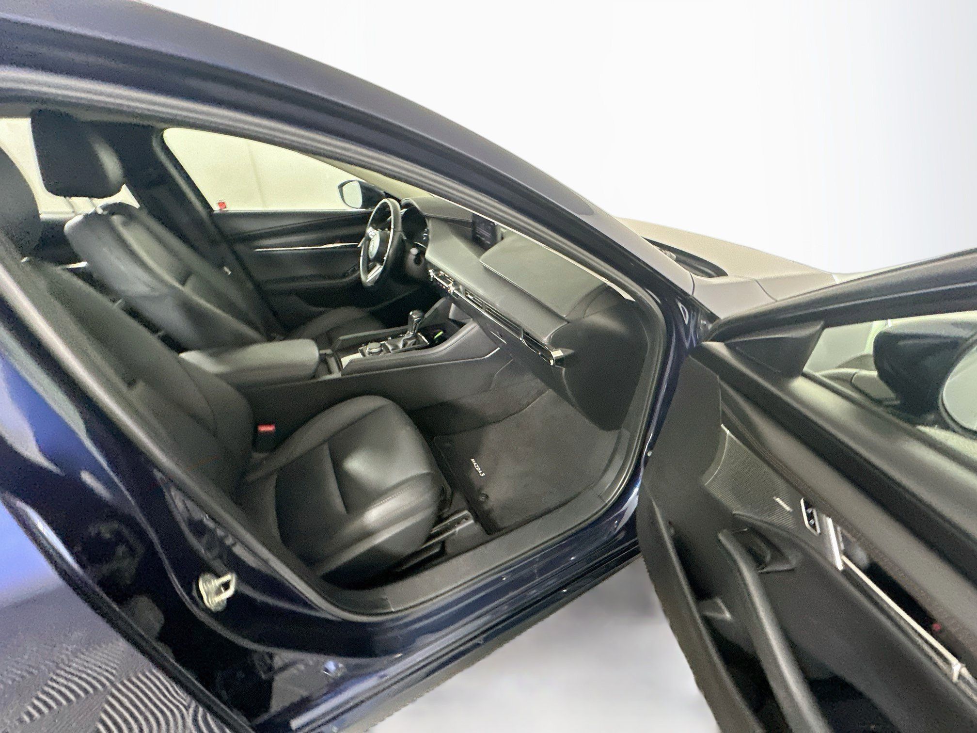 Used 2019 MAZDA MAZDA3 Sedan w/ Preferred Package FWD image 30