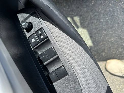 Certified 2021 Toyota Corolla LE FWD image 29