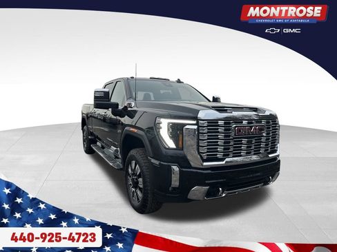 New 2026 GMC Sierra 2500 Denali w/ Denali Reserve Package image 7
