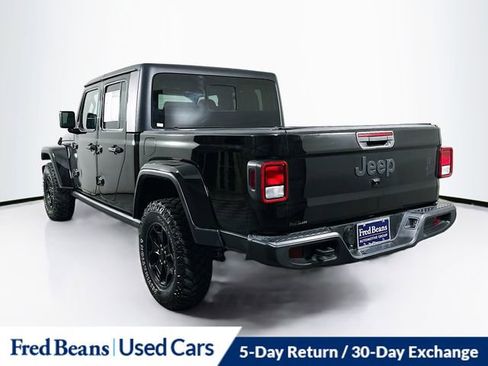 Certified 2022 Jeep Gladiator Willys image 5