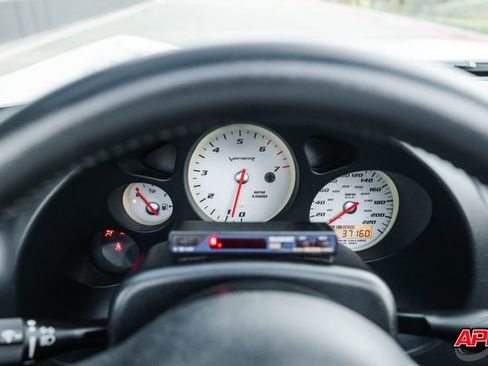 Used 2003 Dodge Viper SRT-10 image 9